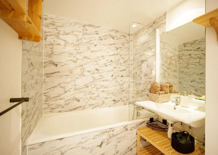 Renove 4 Pers, Sauna, Piscine, Proche Thermes Et Telecabine - Saint-lary Village - Fr-1-296-435 Apartman *